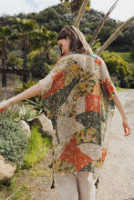 Load image into Gallery viewer, Allover Floral Print Kimono
