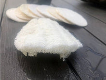 Load image into Gallery viewer, Natural Loofah Sponge Pads 5-pcs

