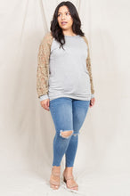 Load image into Gallery viewer, Plus Lace Sleeve Raglan Tunic
