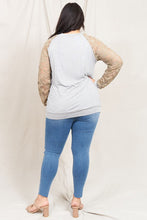 Load image into Gallery viewer, Plus Lace Sleeve Raglan Tunic
