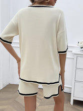 Load image into Gallery viewer, Contrast Trim V-Neck Top and Shorts Set
