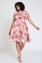 Load image into Gallery viewer, Plus Medallion Short Sleeve Pleated Midi Dress
