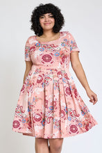 Load image into Gallery viewer, Plus Medallion Short Sleeve Pleated Midi Dress
