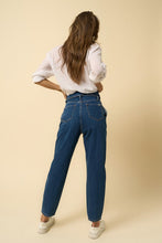 Load image into Gallery viewer, High Rise Flap Waisted Relaxed Jeans
