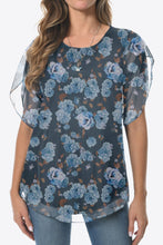 Load image into Gallery viewer, Printed Round Neck Curved Hem Blouse
