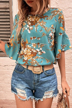 Load image into Gallery viewer, Printed Round Neck Half Sleeve Blouse
