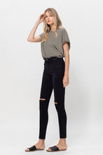 Load image into Gallery viewer, Super Soft High Rise Skinny Jeans
