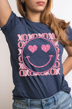 Load image into Gallery viewer, XOXO Smiley Face Sequined Short Sleeve T-Shirt
