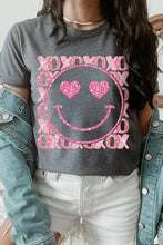 Load image into Gallery viewer, XOXO Smiley Face Sequined Short Sleeve T-Shirt
