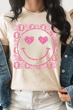 Load image into Gallery viewer, XOXO Smiley Face Sequined Short Sleeve T-Shirt
