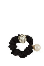 Load image into Gallery viewer, Flower and Pearl Charm Hair Ties
