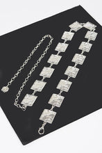 Load image into Gallery viewer, Square Plate Iconic Chain Belt
