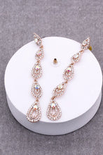 Load image into Gallery viewer, Rhinestone Teardrop earring
