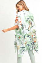 Load image into Gallery viewer, Floral Printed Light Weight Kimono Cardigan
