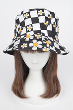 Load image into Gallery viewer, Checker Board Daisy Print Bucket Hat
