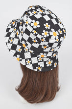 Load image into Gallery viewer, Checker Board Daisy Print Bucket Hat
