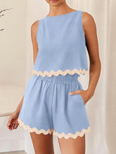 Load image into Gallery viewer, Contrast Trim Round Neck Top and Shorts Set
