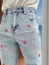 Load image into Gallery viewer, Distressed Star Jeans with Pockets
