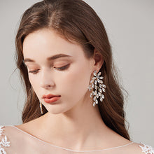 Load image into Gallery viewer, Women&#39;s Tassel Rhinestone Alloy Handmade Wedding Bride Earrings
