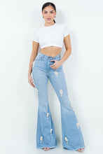 Load image into Gallery viewer, Perla Bell Bottom Jeans in Light Wash
