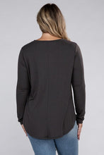 Load image into Gallery viewer, Plus Long Sleeve Round Neck Round Hem Top
