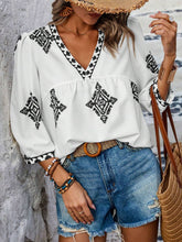 Load image into Gallery viewer, Printed V-Neck Three-Quarter Sleeve Blouse
