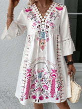 Load image into Gallery viewer, Lace Detail Printed Three-Quarter Sleeve Dress
