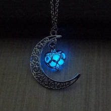 Load image into Gallery viewer, Glowing Pendant Silver Plated Chain Necklaces
