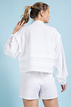 Load image into Gallery viewer, Crinkle Woven Cropped Jacket
