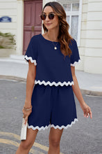 Load image into Gallery viewer, Contrast Trim Round Neck Top and Shorts Set
