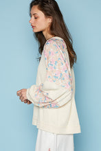 Load image into Gallery viewer, POL Round Neck Balloon Floral Long Sleeve Top
