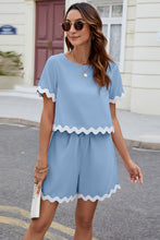 Load image into Gallery viewer, Contrast Trim Round Neck Top and Shorts Set
