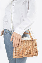 Load image into Gallery viewer, Bamboo Weaved Small Picnic Basket Clutch
