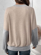 Load image into Gallery viewer, Perfee Contrast Round Neck Long Sleeve T-Shirt
