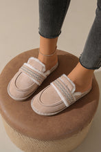 Load image into Gallery viewer, Gray Suede Wavy Striped Plush Lined Slippers
