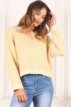 Load image into Gallery viewer, Herringbone Pattern Crew Neck Sweater
