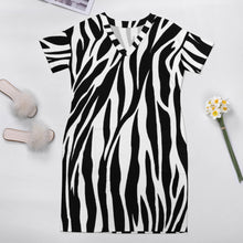 Load image into Gallery viewer, Ti Amo I love you - Exclusive Brand - Knee Length - Loose Pocket Dress - Size S-5XL
