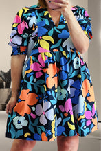 Load image into Gallery viewer, Plus Size Printed V-Neck Short Sleeve Mini Dress
