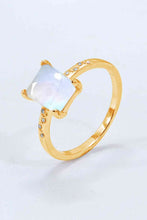 Load image into Gallery viewer, Square Moonstone Ring
