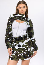 Load image into Gallery viewer, American Bazi Camouflage Cropped Jacket with Chains
