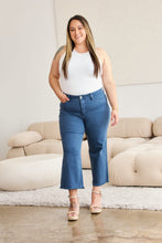 Load image into Gallery viewer, RFM Crop Chloe Full Size Tummy Control High Waist Raw Hem Jeans
