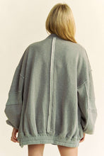 Load image into Gallery viewer, Davi &amp; Dani Exposed Seam Zip Up Dropped Shoulder Jacket
