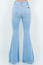 Load image into Gallery viewer, Perla Bell Bottom Jeans in Light Wash
