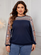 Load image into Gallery viewer, Plus Size Printed Long Sleeve Sweatshirt
