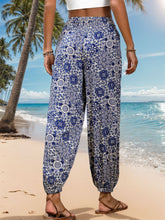 Load image into Gallery viewer, Printed Elastic Waist Pants
