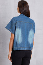 Load image into Gallery viewer, Pocketed Button Up Short Sleeve Denim Top
