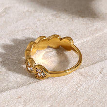 Load image into Gallery viewer, Stainless Steel Inlaid Zircon Heart Ring
