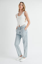 Load image into Gallery viewer, MABLE Pleated Front Detail Straight Jeans
