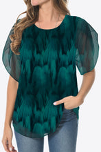 Load image into Gallery viewer, Printed Round Neck Curved Hem Blouse
