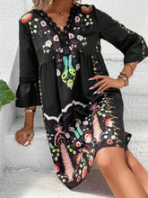 Load image into Gallery viewer, Lace Detail Printed Three-Quarter Sleeve Dress
